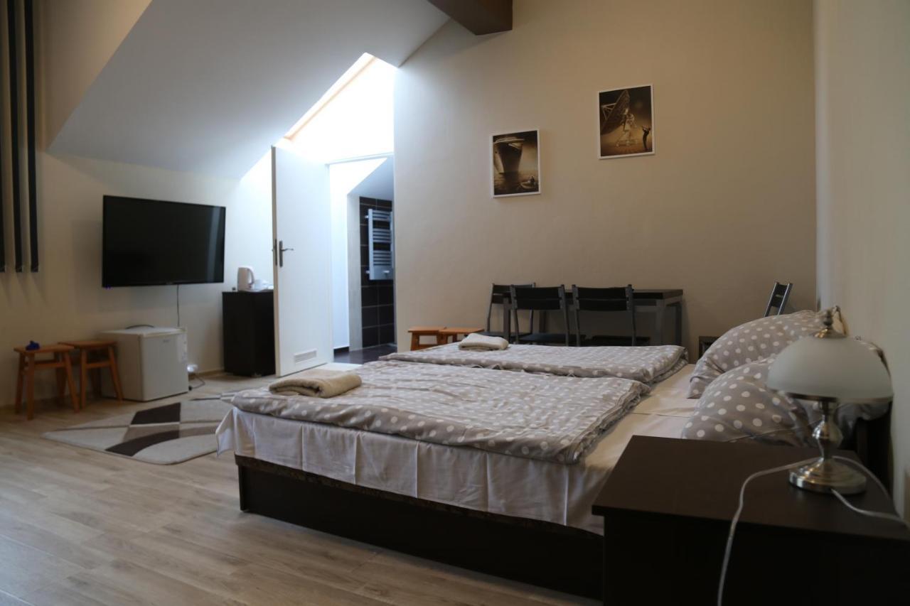 Hotel Cen Wydminy Esterno foto